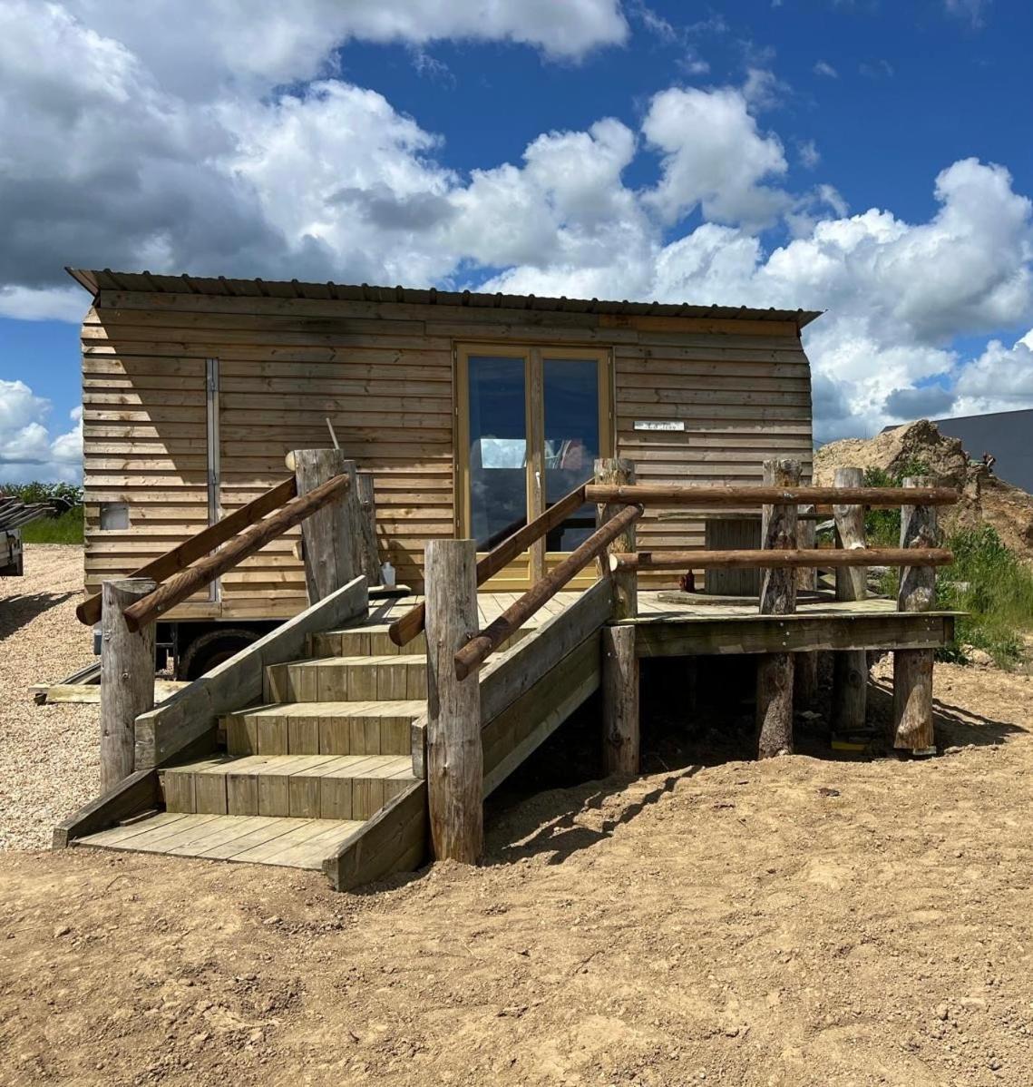 Tiny House ξενώνας Digny Εξωτερικό φωτογραφία